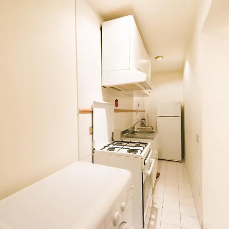 Via Enrico Parisi Apartment Palermo